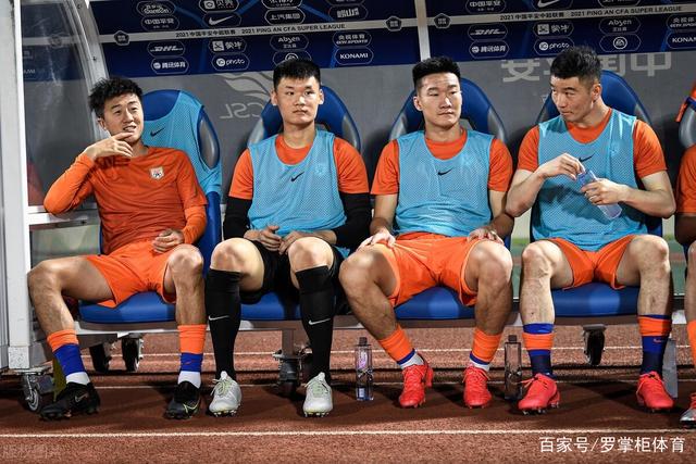 斯诺克上海大师赛：吴宜泽6-10特鲁姆普 止步半决赛